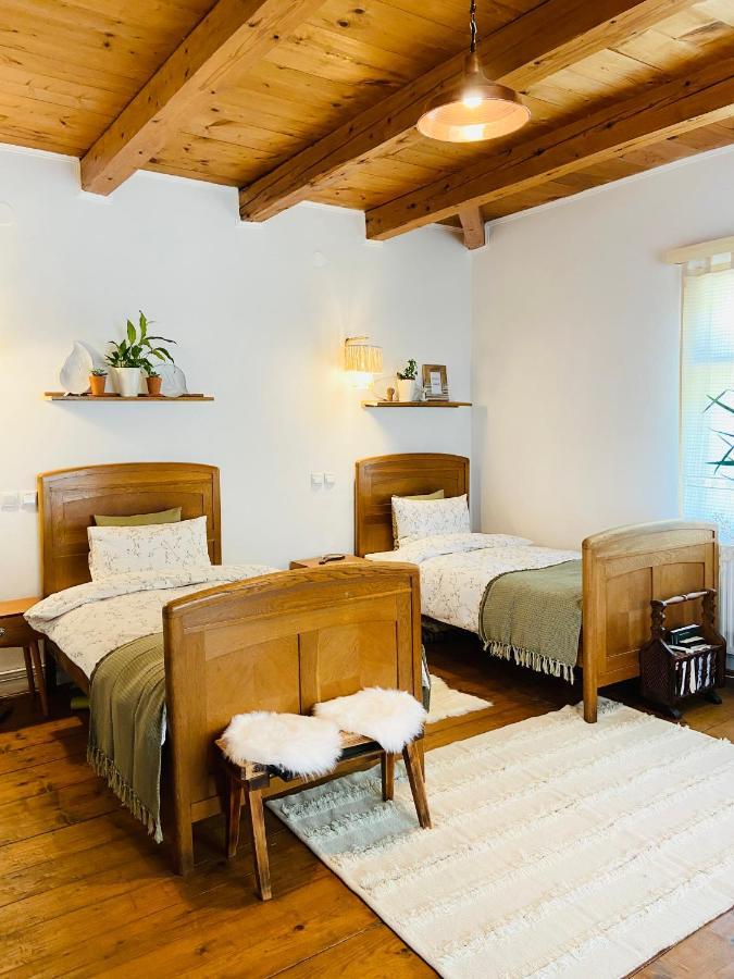 Slow Living Cottage, Dobolii De Sus ภายนอก รูปภาพ